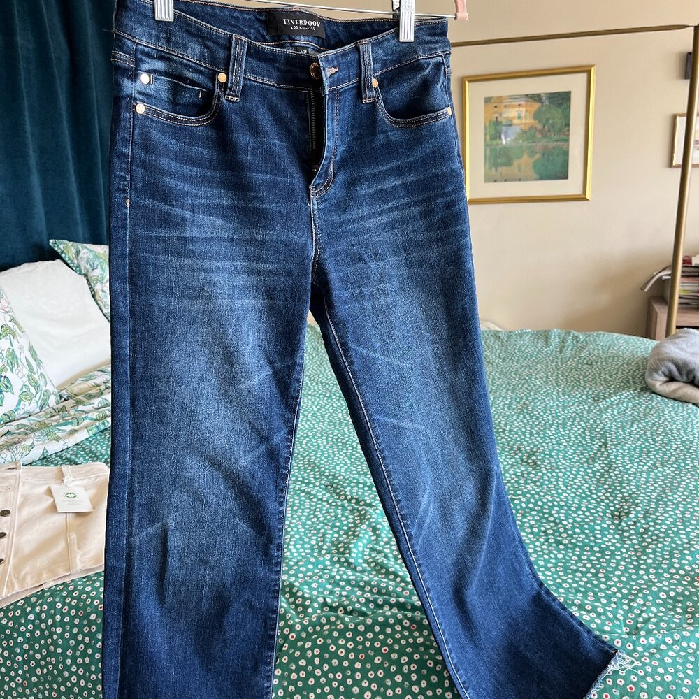Cropped jeans with slight flare
